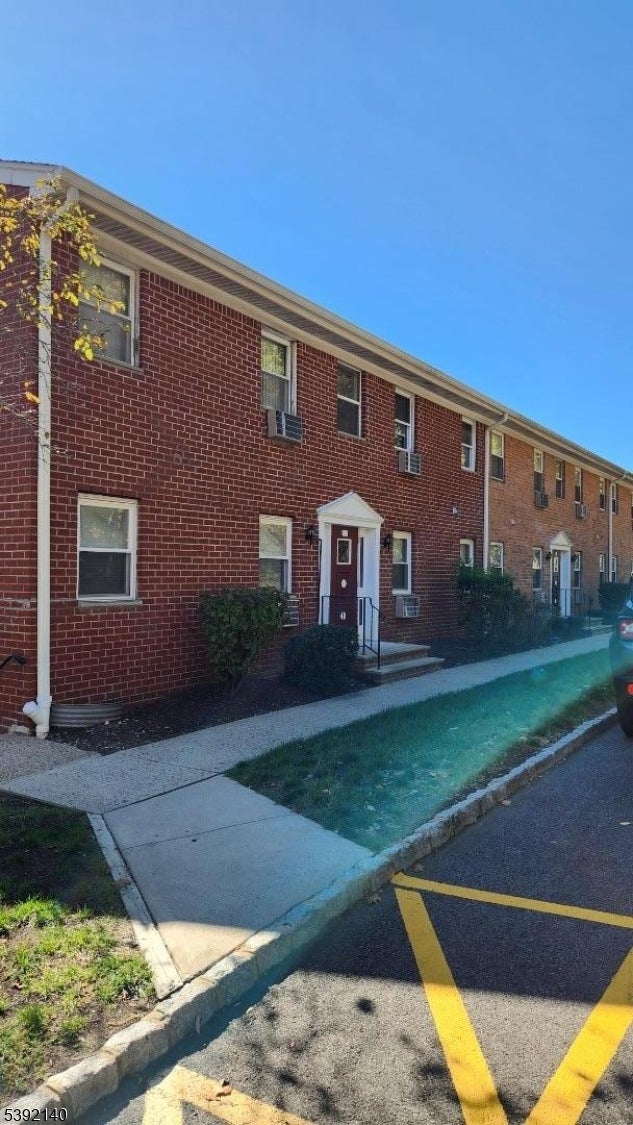 Photo of Listing #3993321