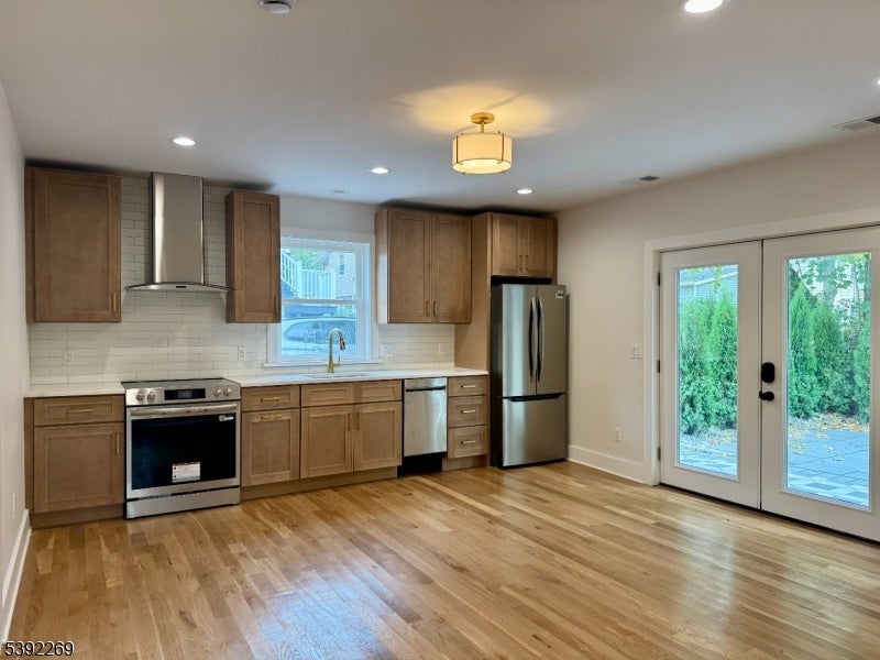 Photo of Listing #3993513