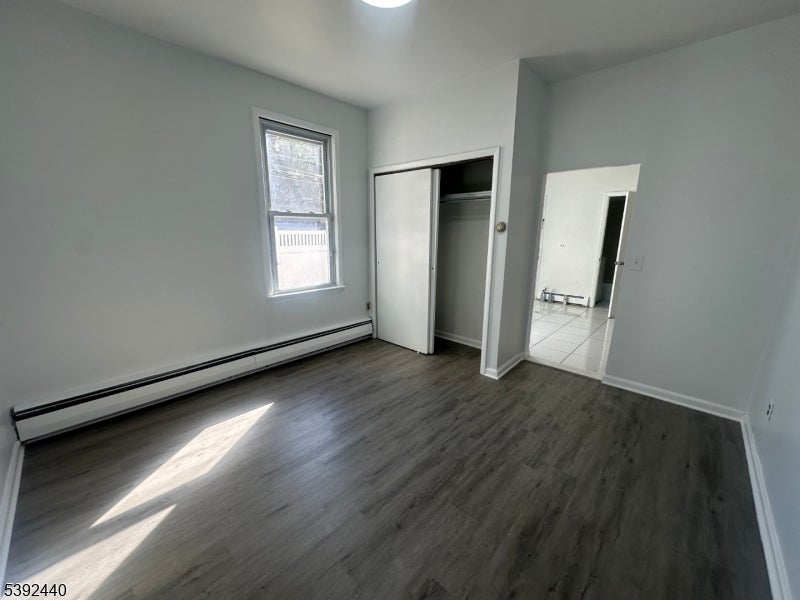 Photo of Listing #3993539