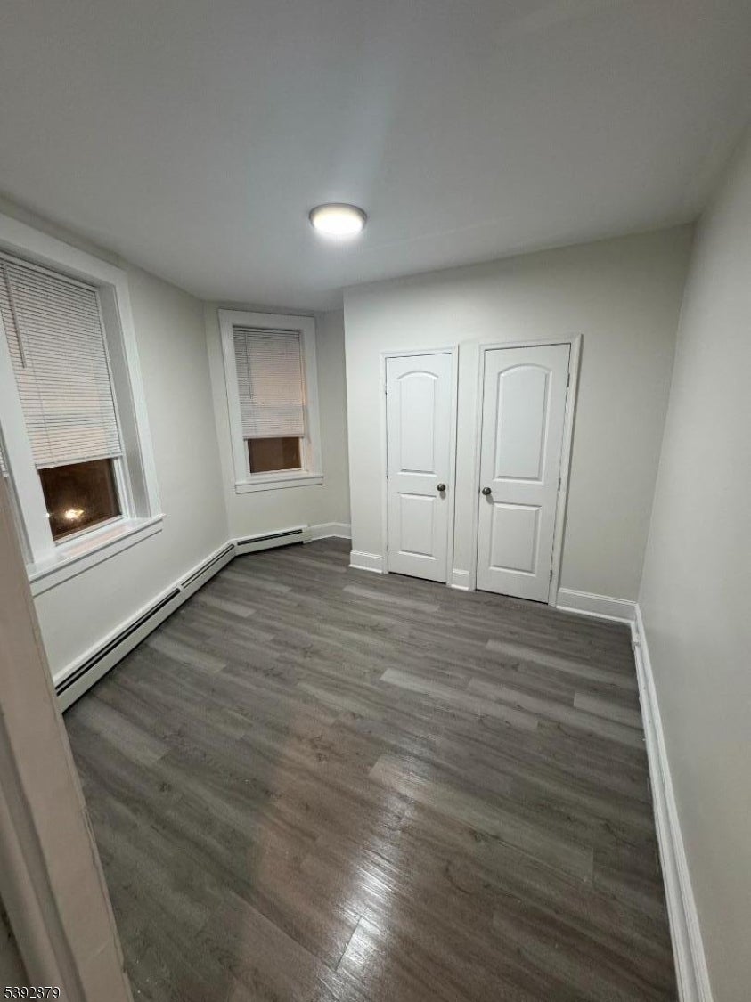 Photo of Listing #3993914