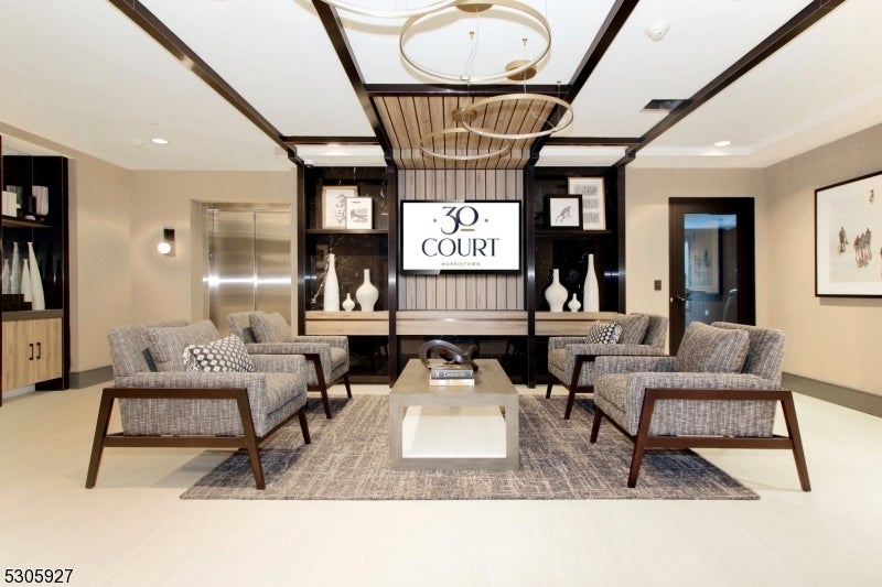 Photo of Listing #3994347