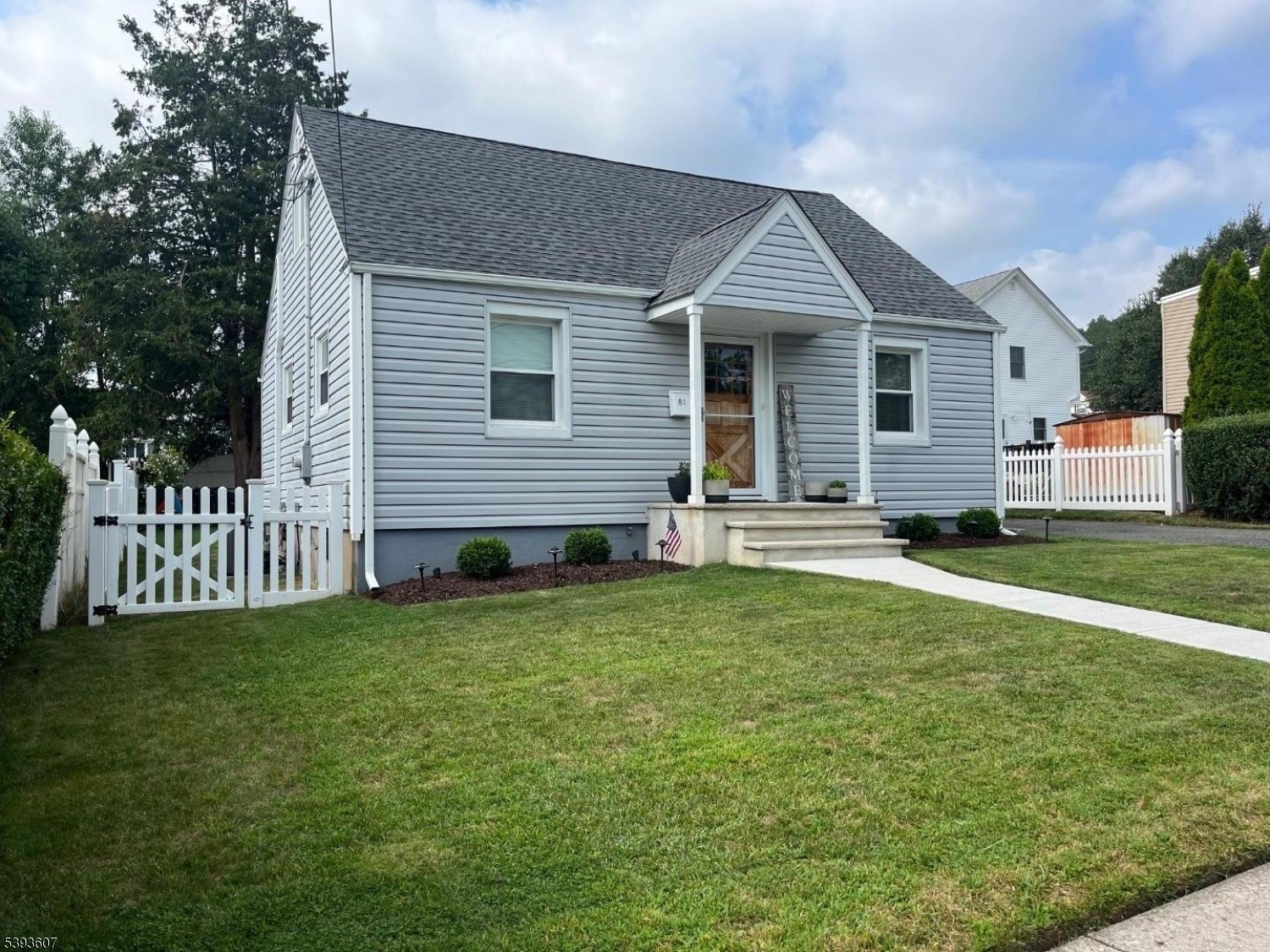 Photo of Listing #3994610