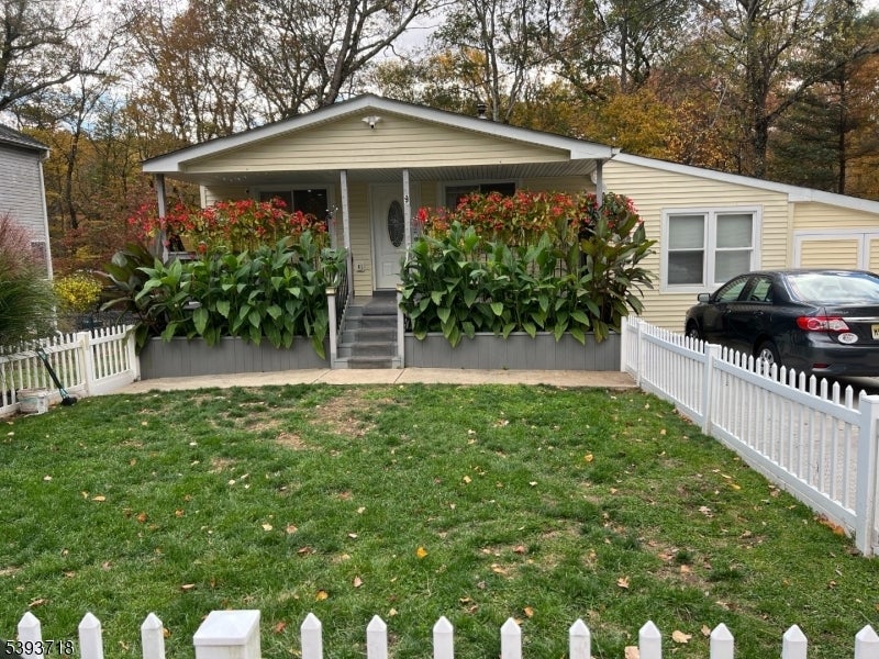 Photo of Listing #3994697