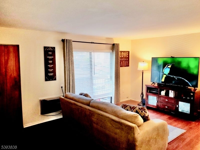 710 Mill St, Belleville Twp.