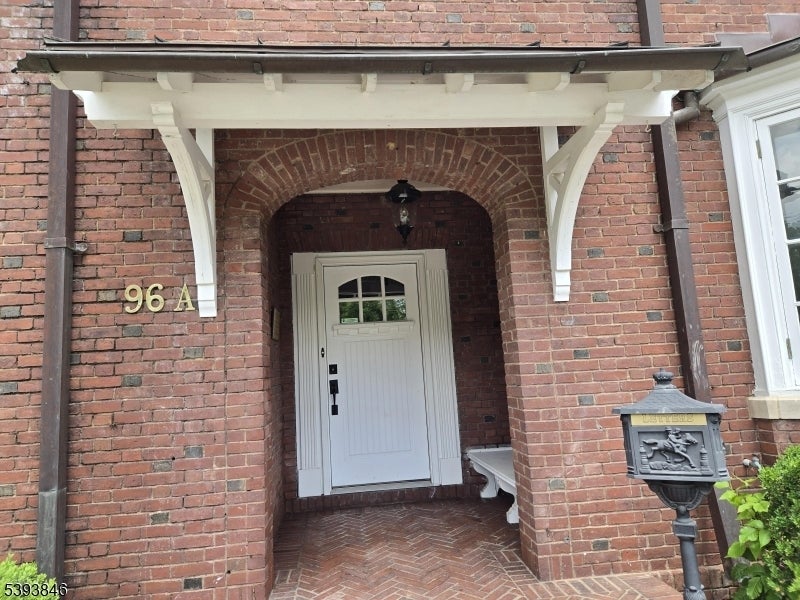 Photo of Listing #3994794