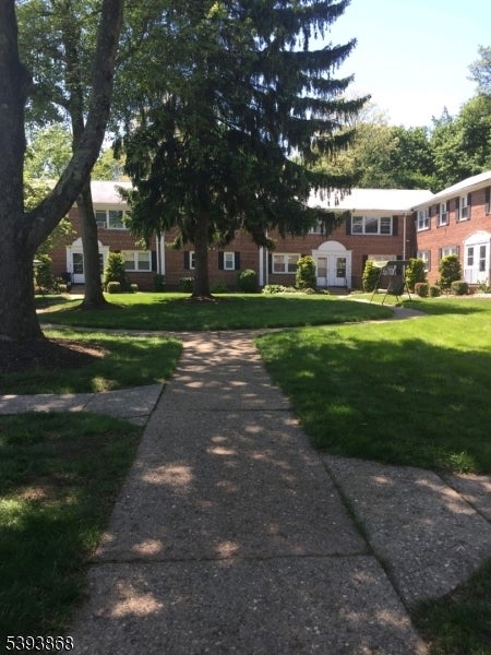 Photo of Listing #3994842