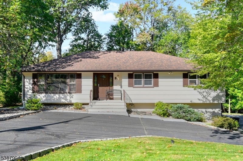 Photo of Listing #3995420