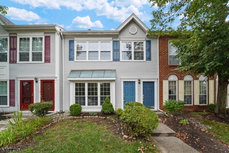 21 Gregory Lane, Franklin Twp.