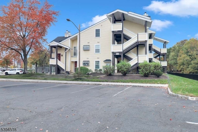 121 Country Club, Union Twp.