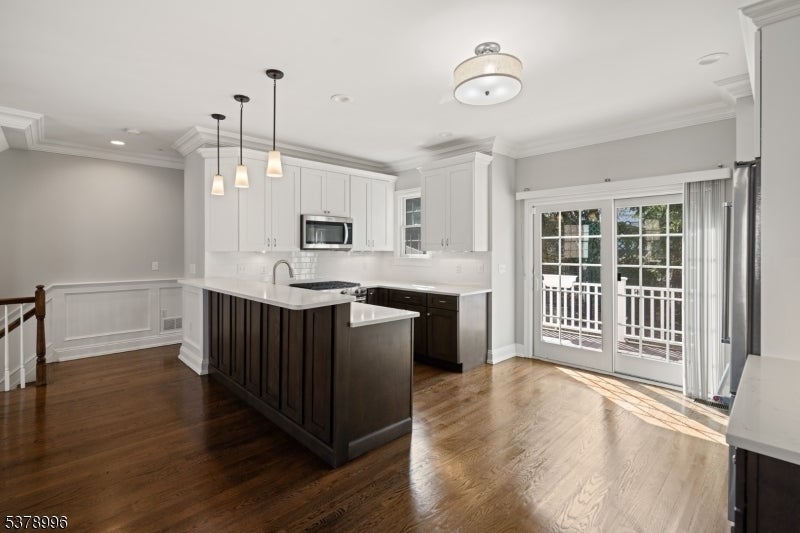 Photo of Listing #3995912