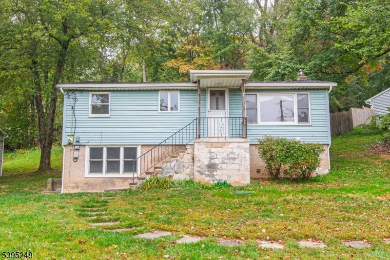 Photo of Listing #3996003