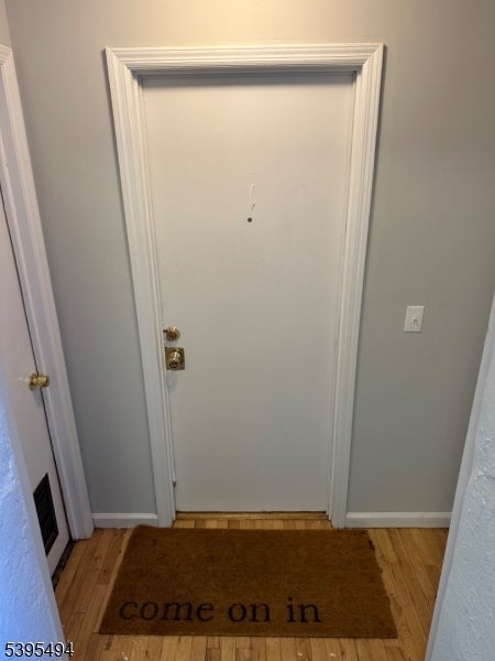 Photo of Listing #3996217