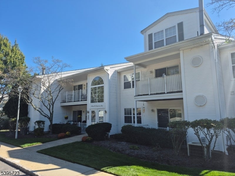 Photo of Listing #3996508