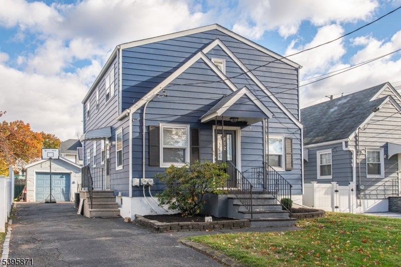 Photo of Listing #3996728