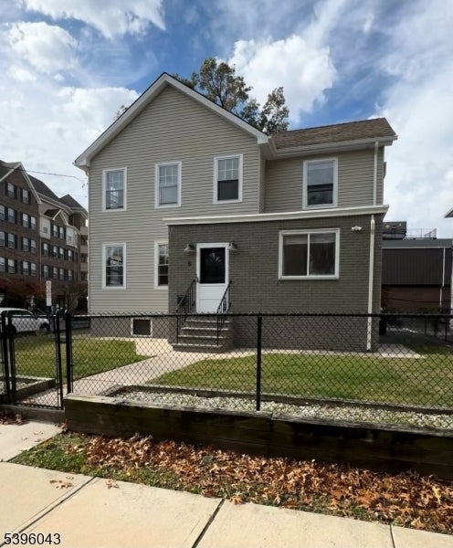 Photo of Listing #3996756