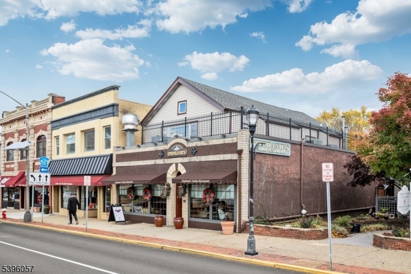 Photo of Listing #3996775