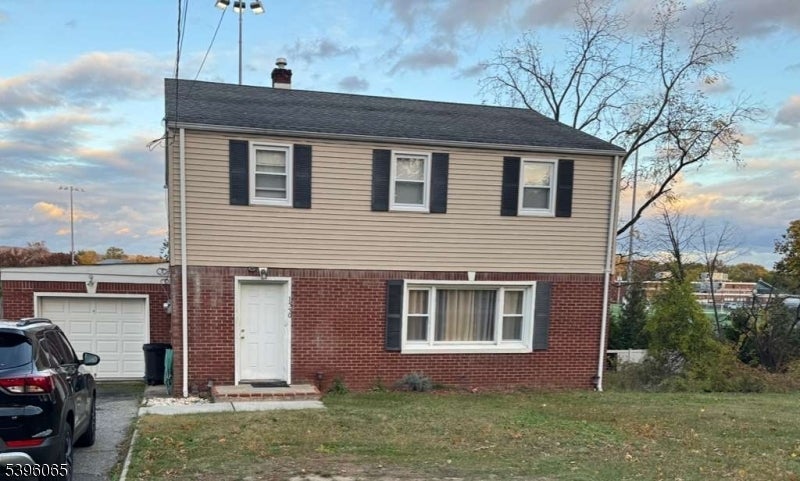 Photo of Listing #3996828