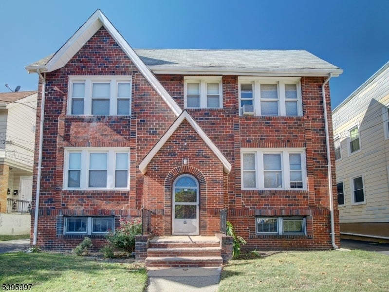 Photo of Listing #3997067