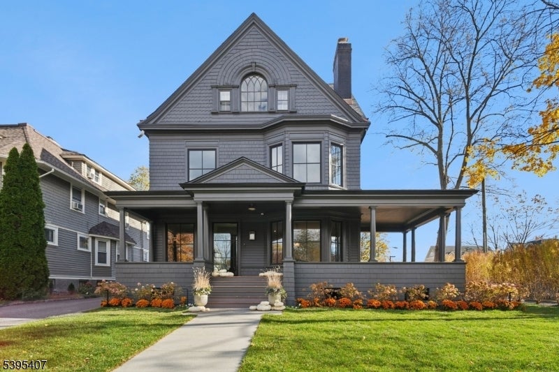 Photo of Listing #3997270