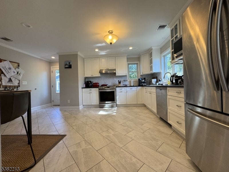 Photo of Listing #3997437