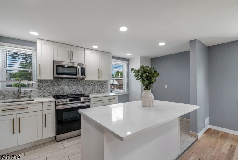 Photo of Listing #3997502