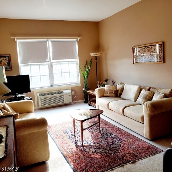 Photo of Listing #3997516