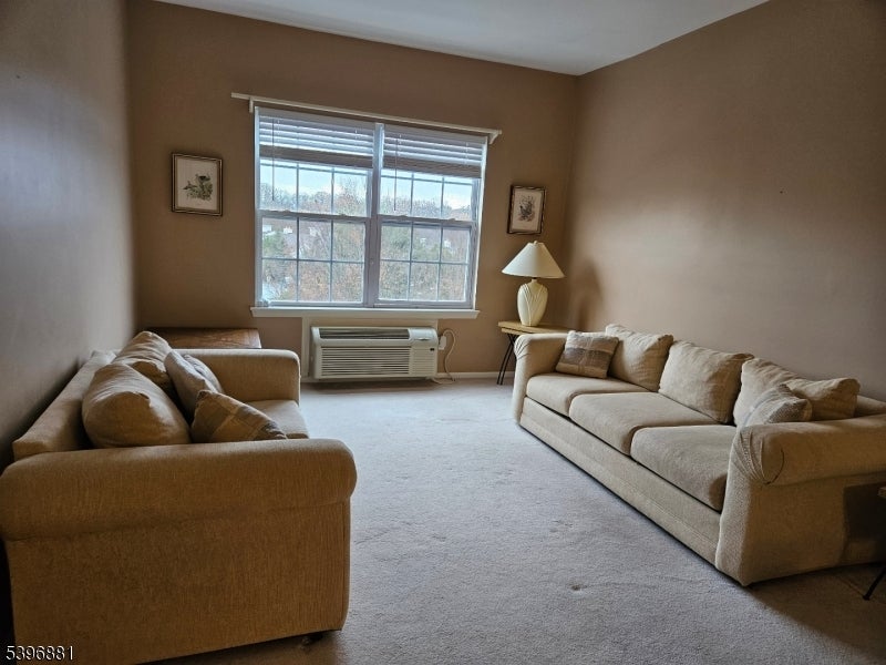 Photo of Listing #3997516