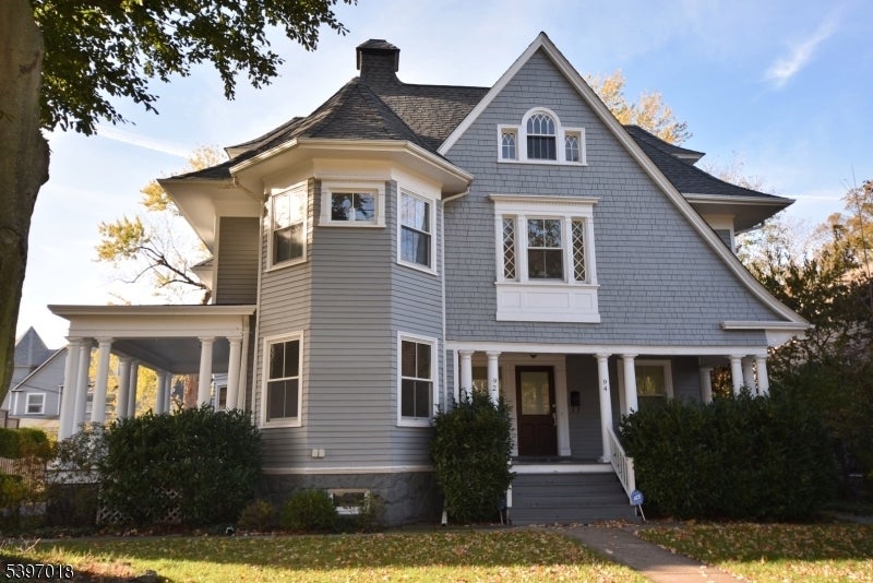 Photo of Listing #3997633