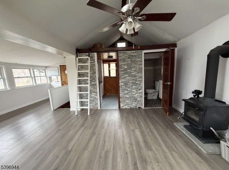 Photo of Listing #3997776