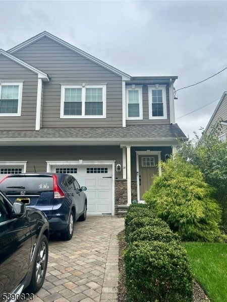 Photo of Listing #3998035