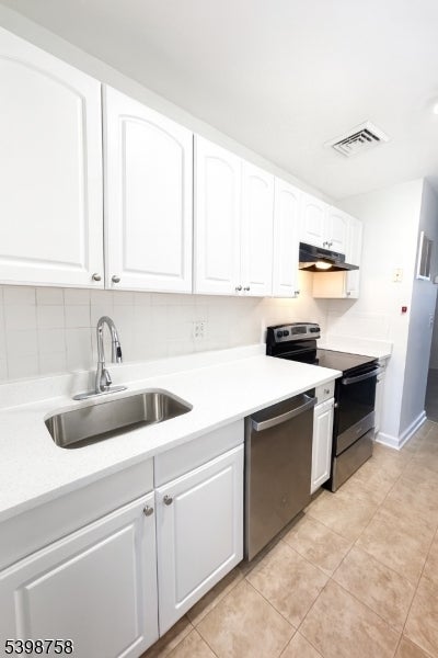 Photo of Listing #3999190