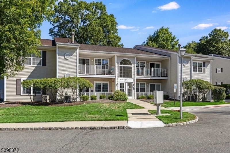 Photo of Listing #3999281