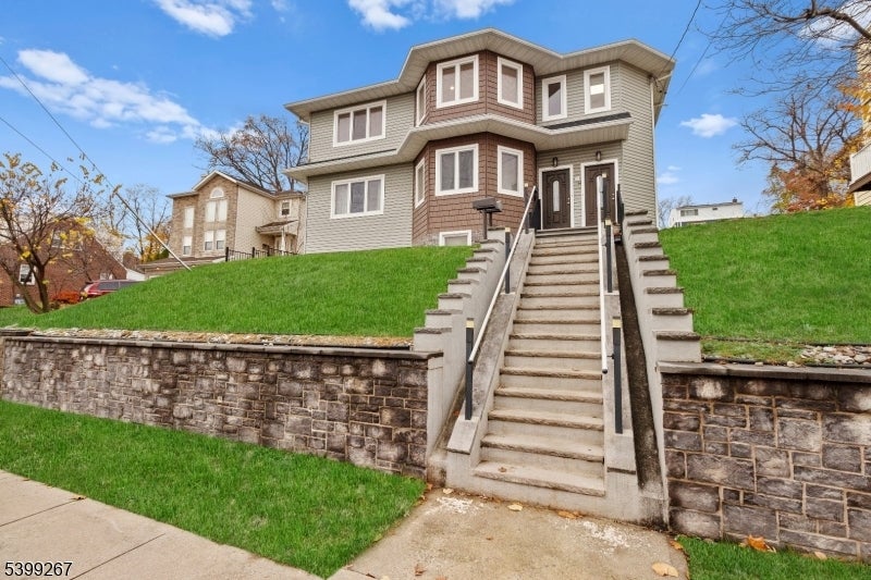 Photo of Listing #3999624