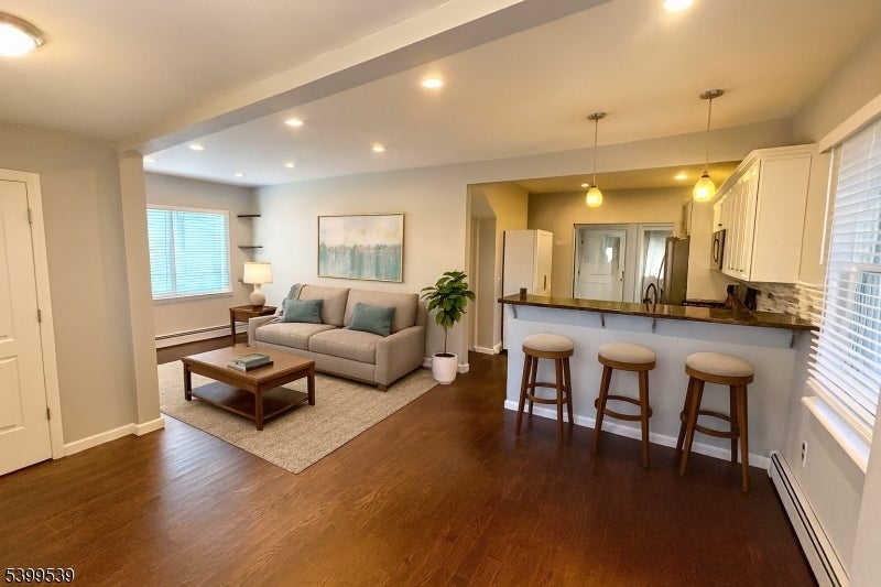 Photo of Listing #3999936