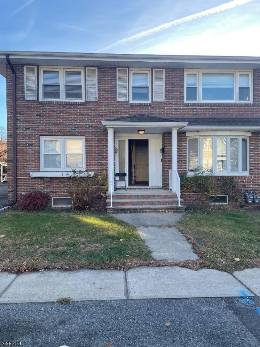 Photo of Listing #4000137