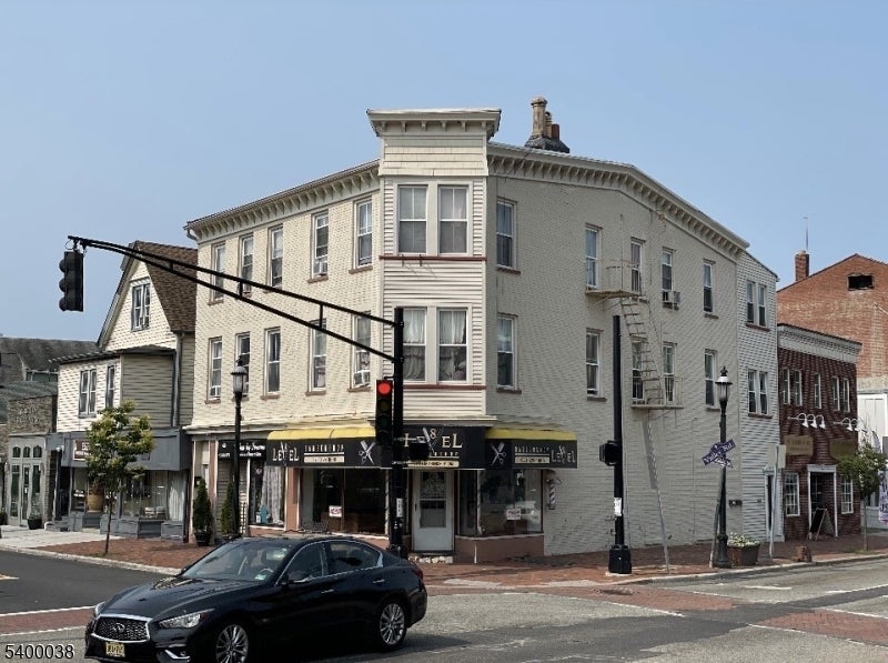 Photo of Listing #4000262