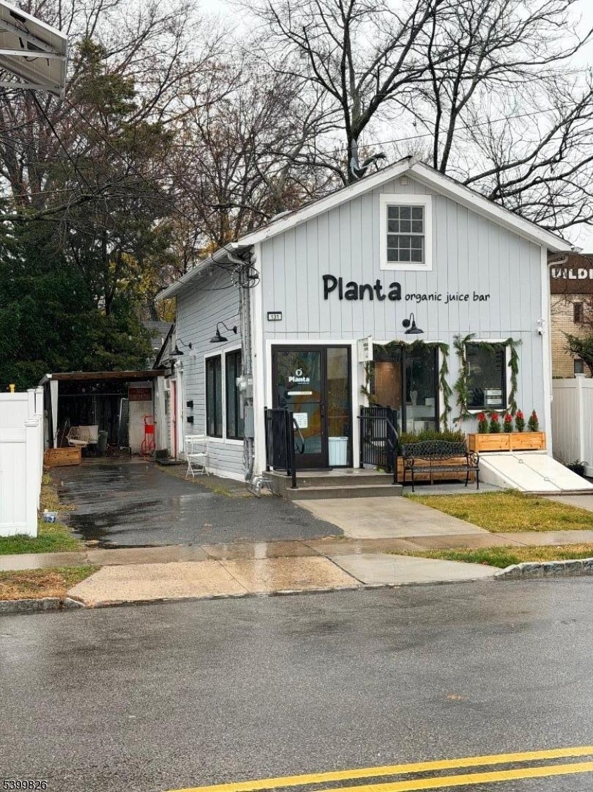 Photo of Listing #4000289