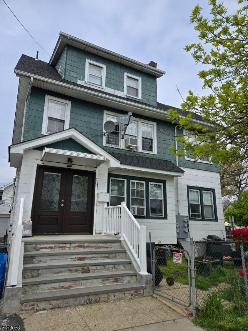 Photo of Listing #4000344