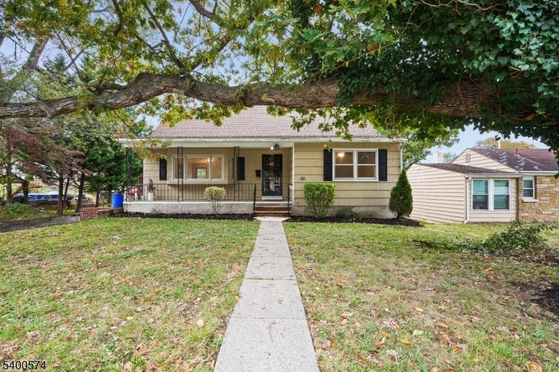 Photo of Listing #4000749