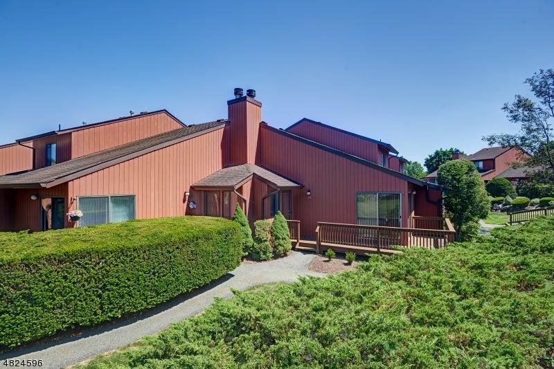 Photo of Listing #4001251