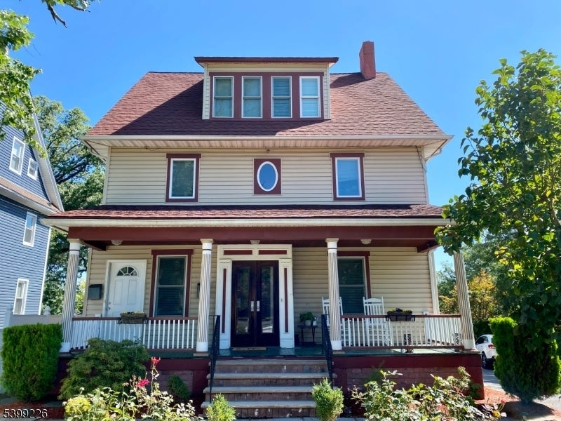 Photo of Listing #4001542