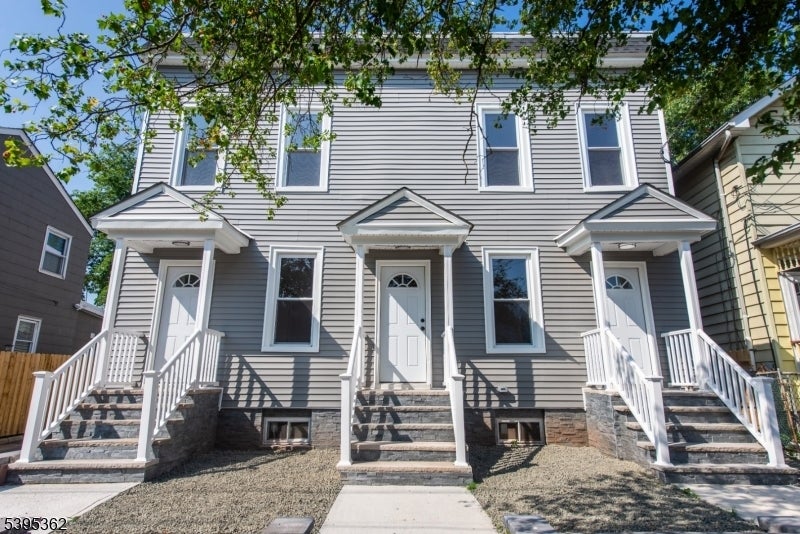 Photo of Listing #4001592