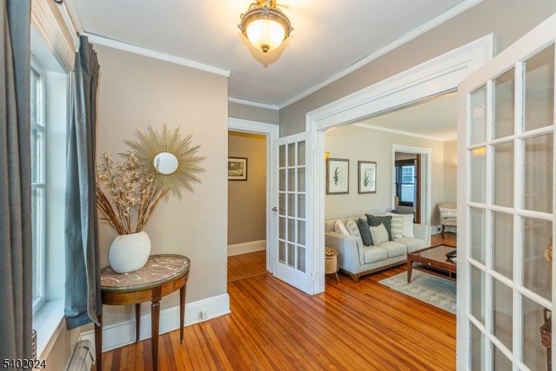 Photo of Listing #4002051