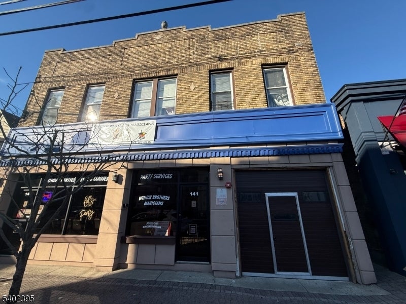 Photo of Listing #4002409