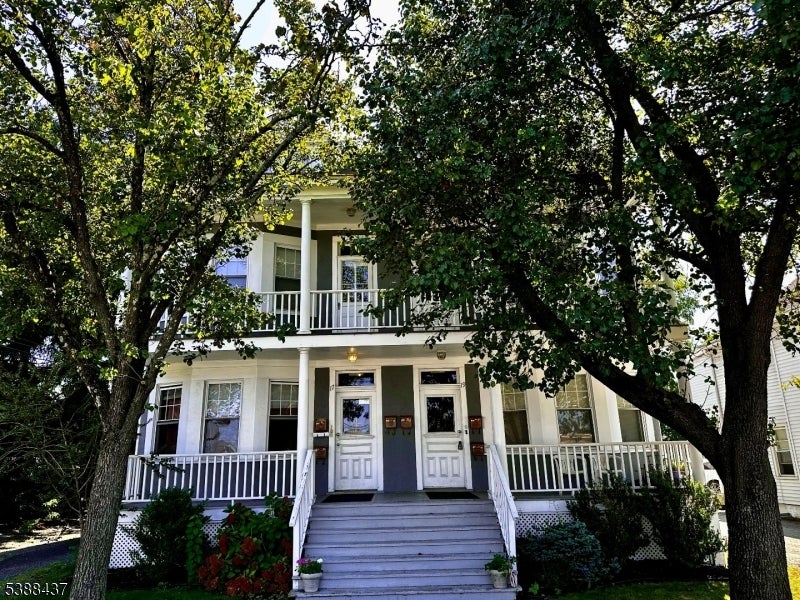 Photo of Listing #4002537