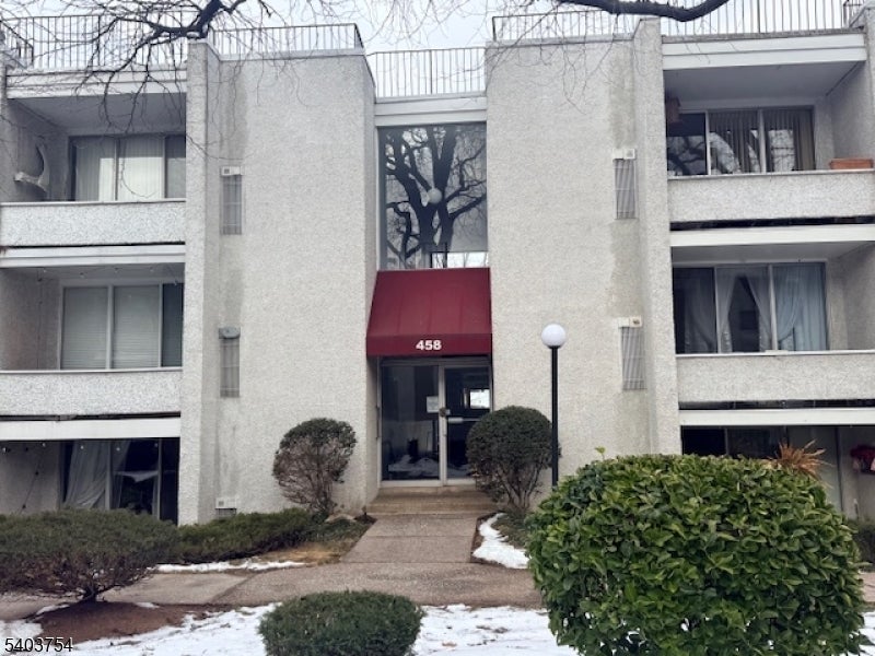 Photo of Listing #4003332