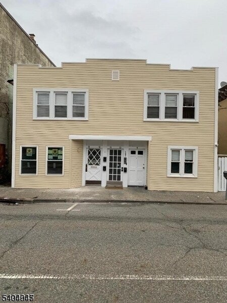 Photo of Listing #4004356