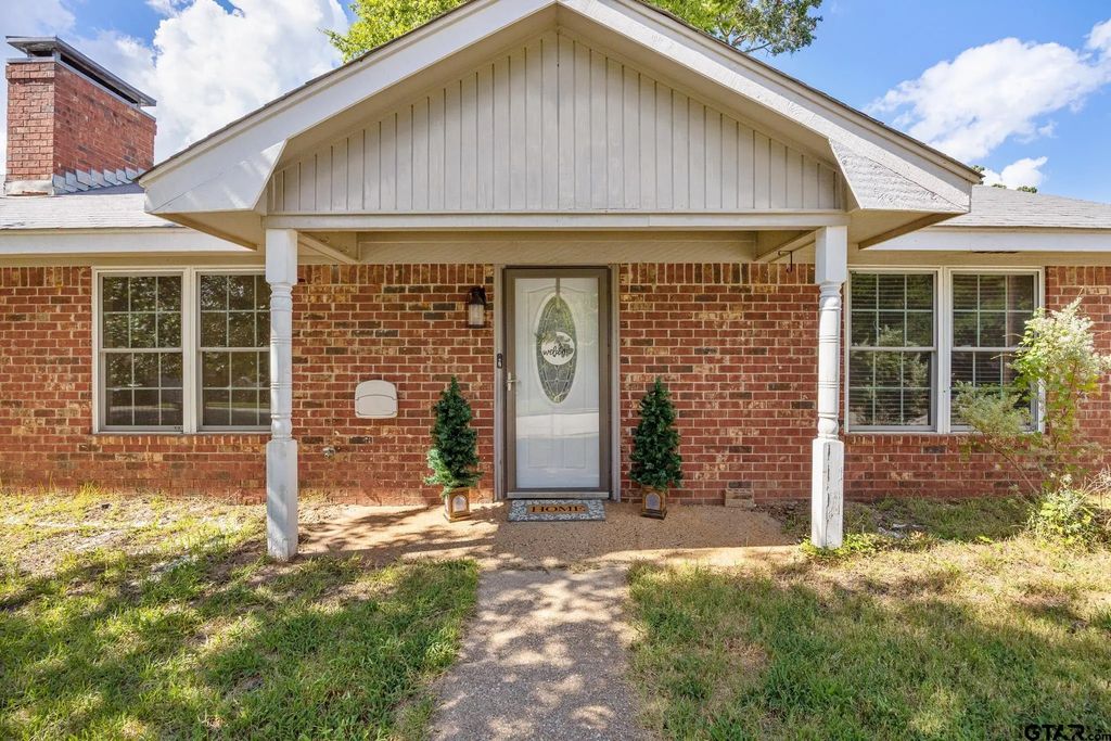 409 Shelly Drive, Whitehouse