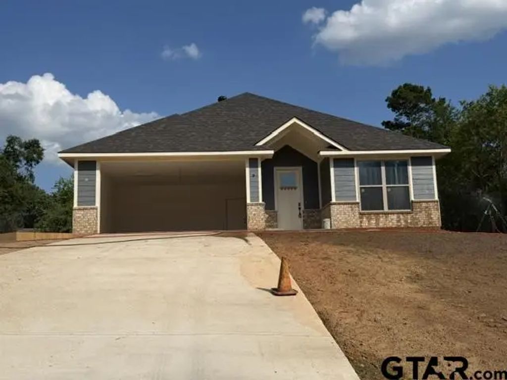 107 Silvey Dr, Henderson