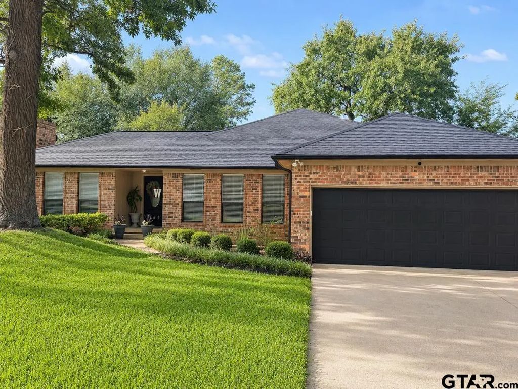 805 Elaine Drive, Tyler